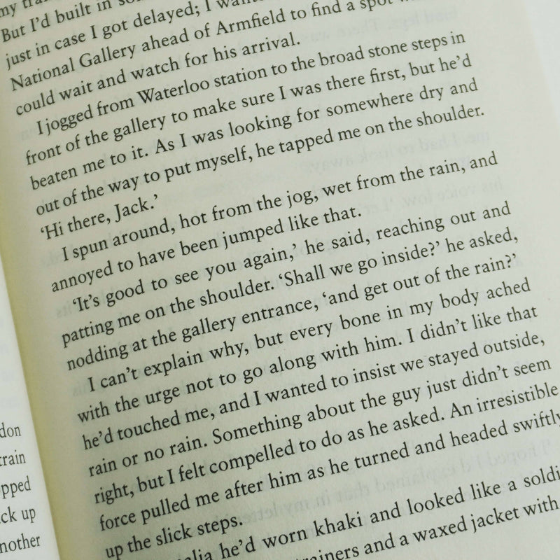 Shockwave by Wilbur A. Smith - Ages 9-12 - Fiction - Paperback 9-14 Piccadilly Press