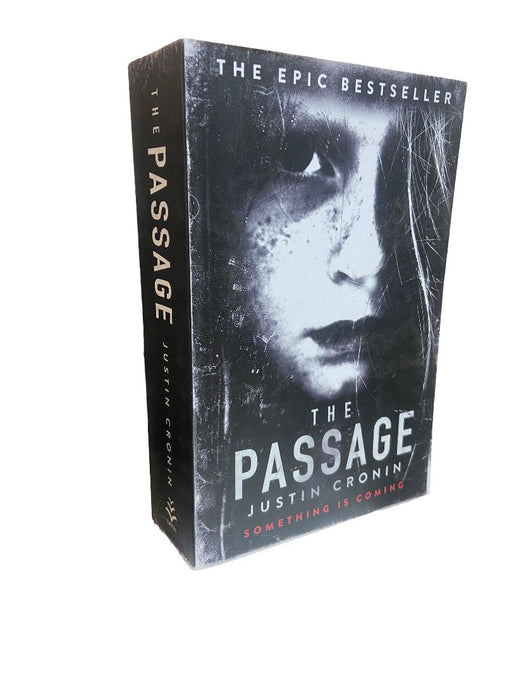 Damaged - The Passage Book by Justin Cronin - Fiction - Paperback Fiction Orion Publishing Co