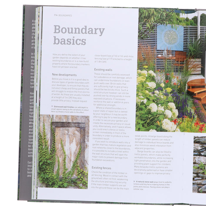 RHS Small Garden Handbook: Making the Most of Your Outdoor Space By Andrew Wilson - Non Fiction - Hardback Non-Fiction Octopus Publishing Group