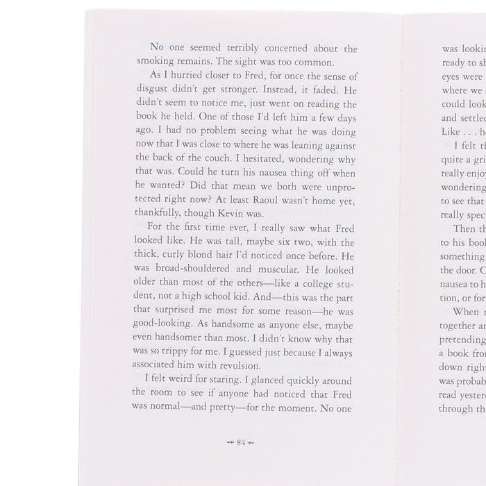 The Twilight Saga 5 Books Collection by Stephenie Meyer - Age 15+ - Paperback Young Adult Hachette