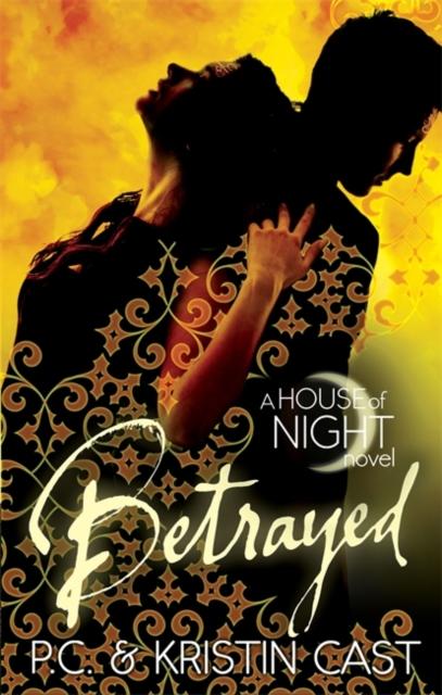 Betrayed : Number 2 in series Popular Titles Little, Brown Book Group