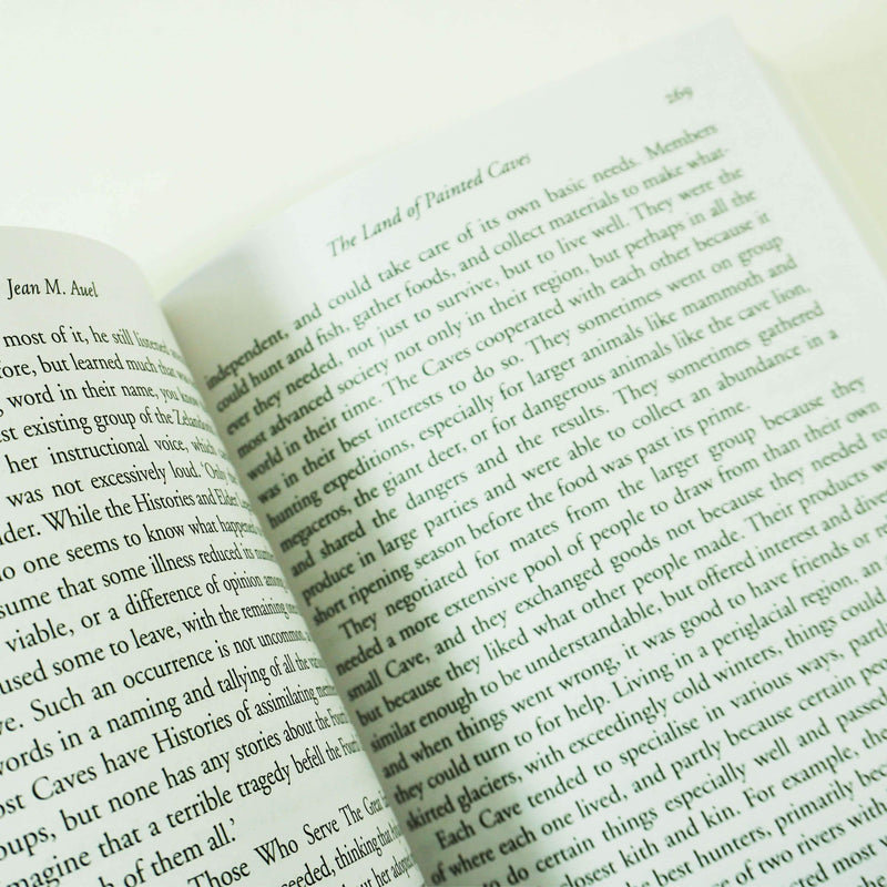 Earth's Children Series 6 Books Collection Set By Jean M Auel - Adult - Paperback Adult Hodder