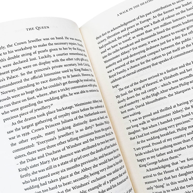 The Queen Book By Andrew Morton - Non Fiction - Hardback Non-Fiction Michael O'Mara