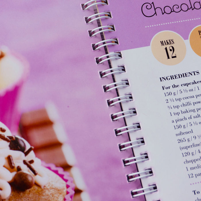 Cupcakes - Exiting ideas for the perfect tasty treat (Delicious Moments) - Hardback Non-Fiction Igloo Books