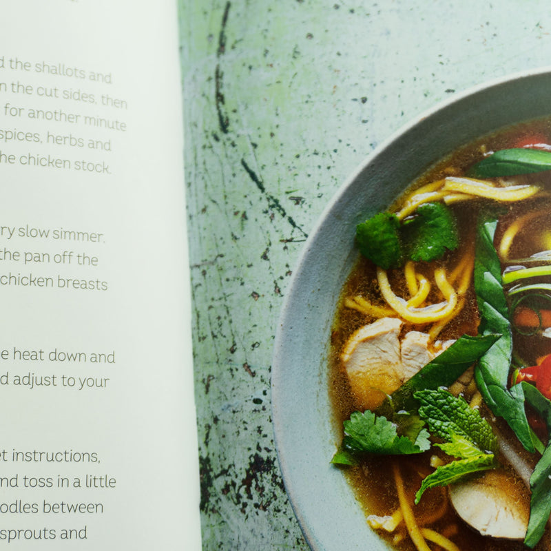 The Hairy Bikers' Everyday Winners: 100 simple and delicious recipes to fire up your favourites! by Hairy Bikers - Hardback Non-Fiction Seven Dials